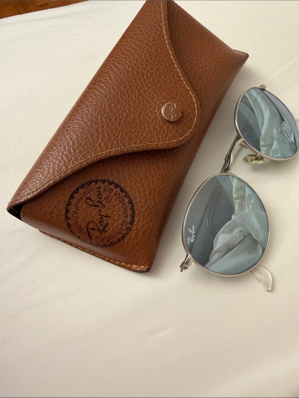 Ray-Ban Round Metal Sunglasses in Silver with Light Blue Lenses